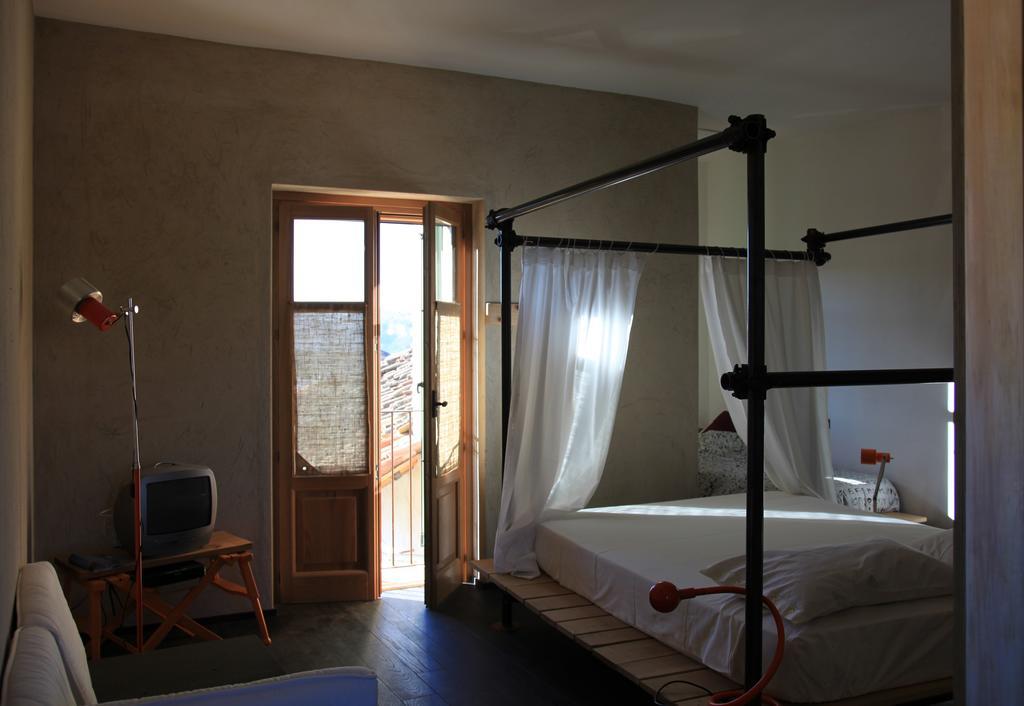 B&B Acaso Serralunga d'Alba Zewnętrze zdjęcie